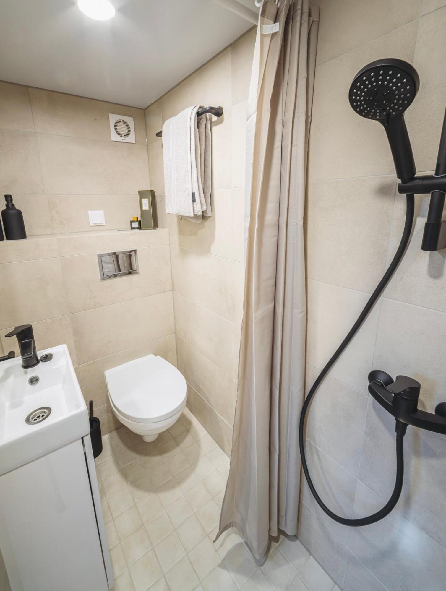 City Apartments Талин Екстериор снимка
